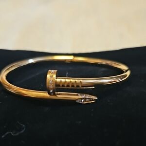 Elegant Stainless Steel Gold Nail Bracelet
